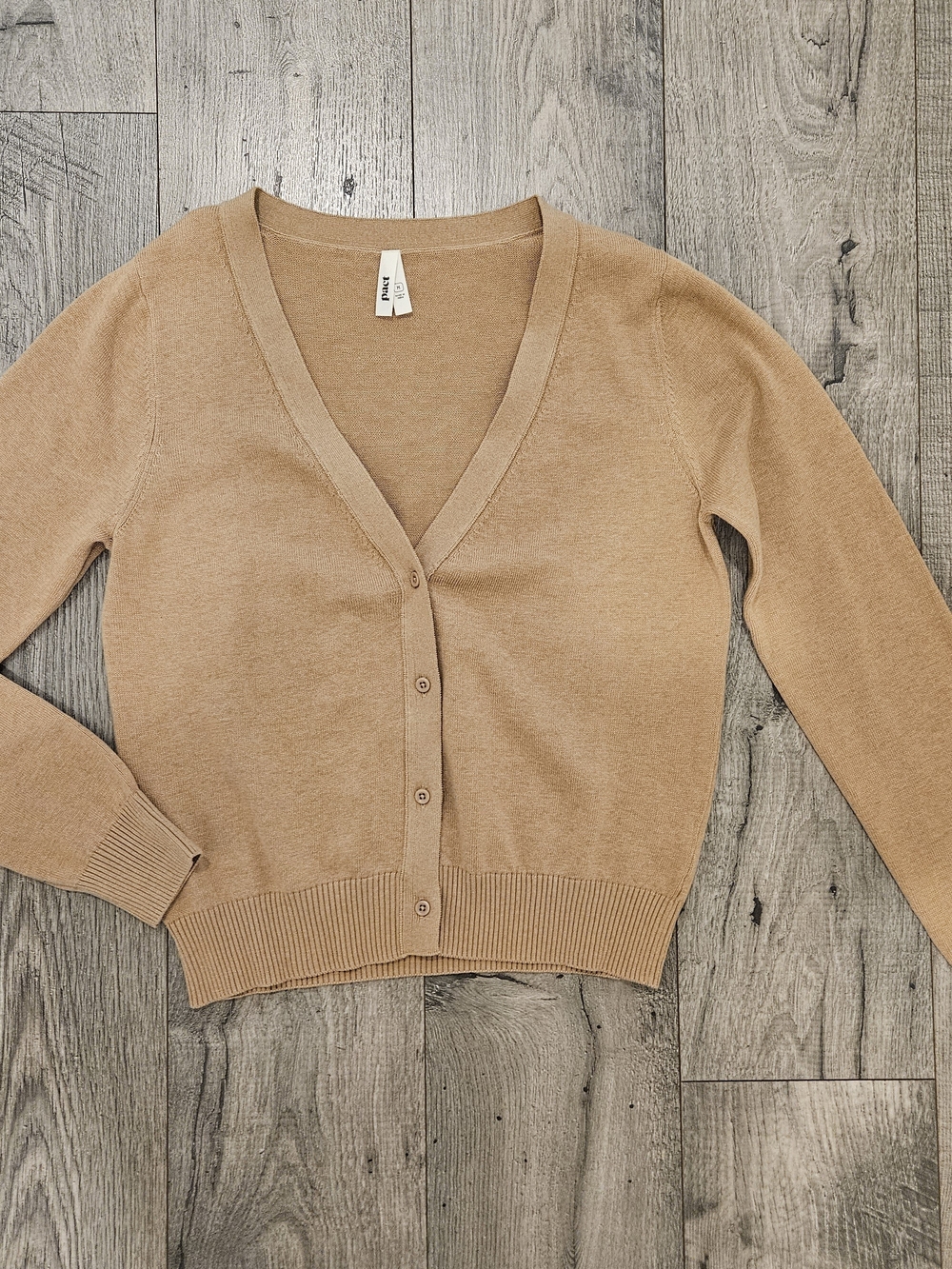 Pact Camel Preppy 100% Organic Cotton V-Neck Button Up Cardigan Sz. M